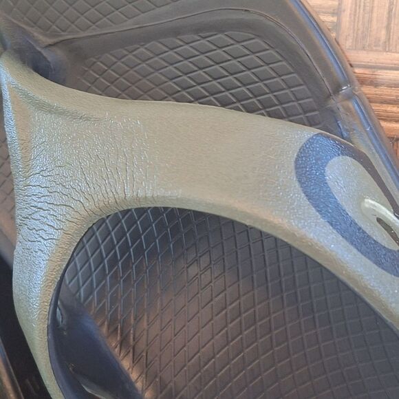 OOFOS OOriginal Sport Recovery Sandals Unisex Tactical Green Men's 9 Women's 11 - Picture 9 of 12